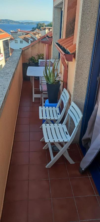 Aticos Con Terraza Vistas Urbanos 100 Playa Apartment Sanxenxo Bagian luar foto
