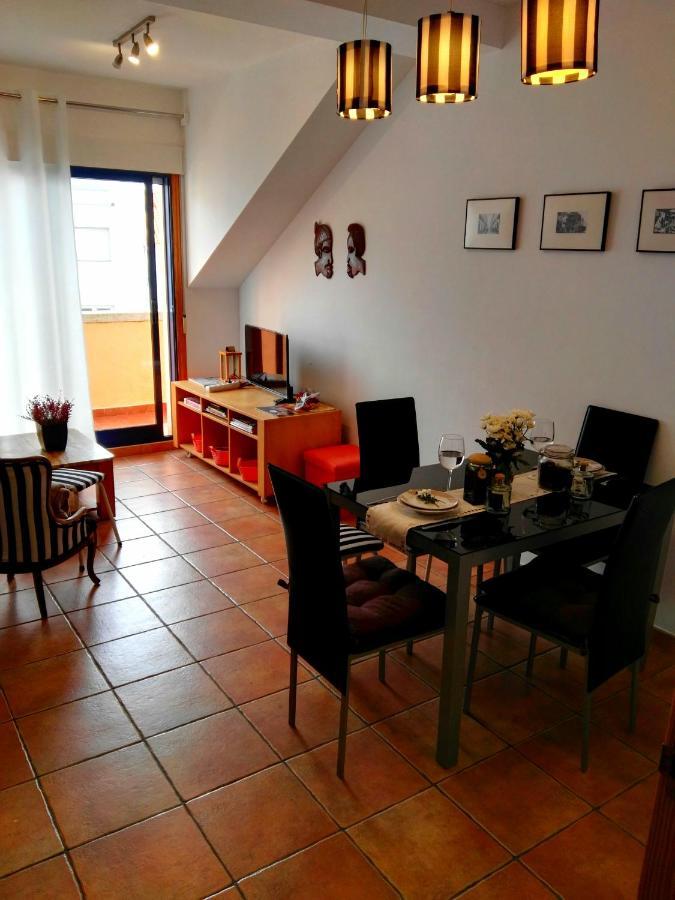 Aticos Con Terraza Vistas Urbanos 100 Playa Apartment Sanxenxo Bagian luar foto