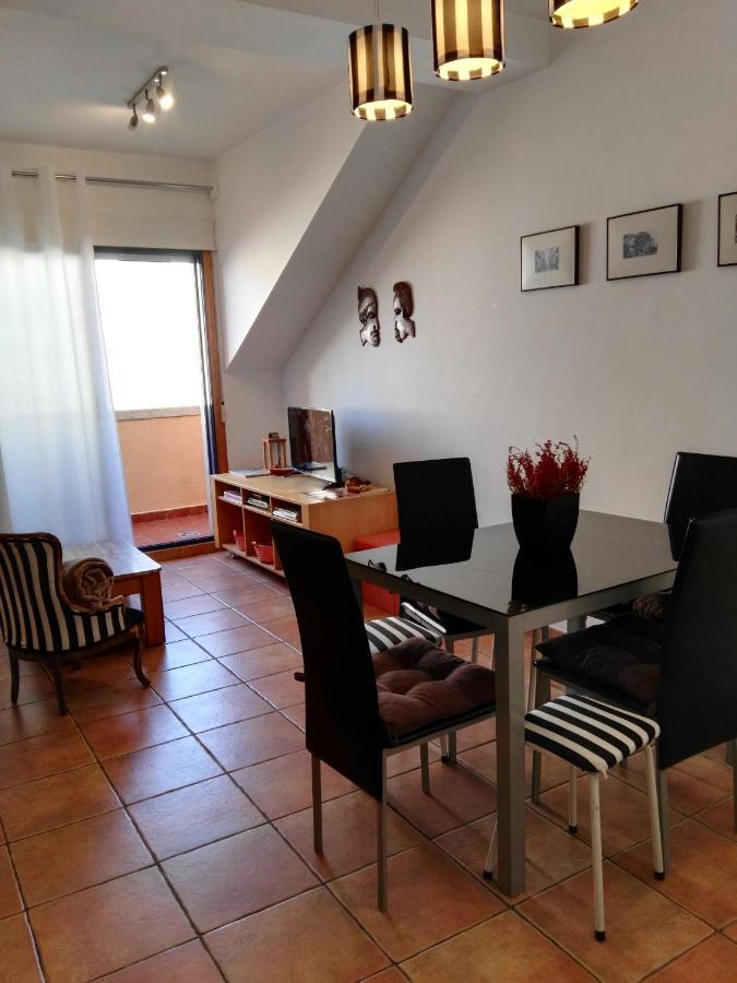 Aticos Con Terraza Vistas Urbanos 100 Playa Apartment Sanxenxo Bagian luar foto